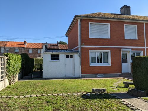 Maison en Vente sur LE QUESNOY 16800.jpg
